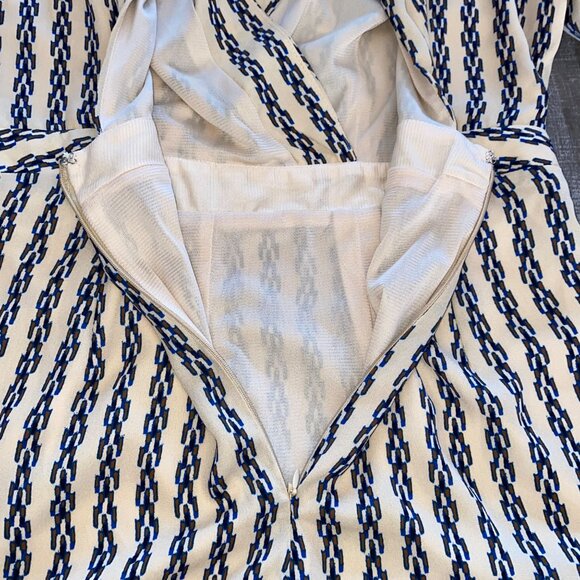 Collective Concepts Romper Womens Medium Beige Blue V-Neck Short Sleeve Pleated - Picture 8 of 8